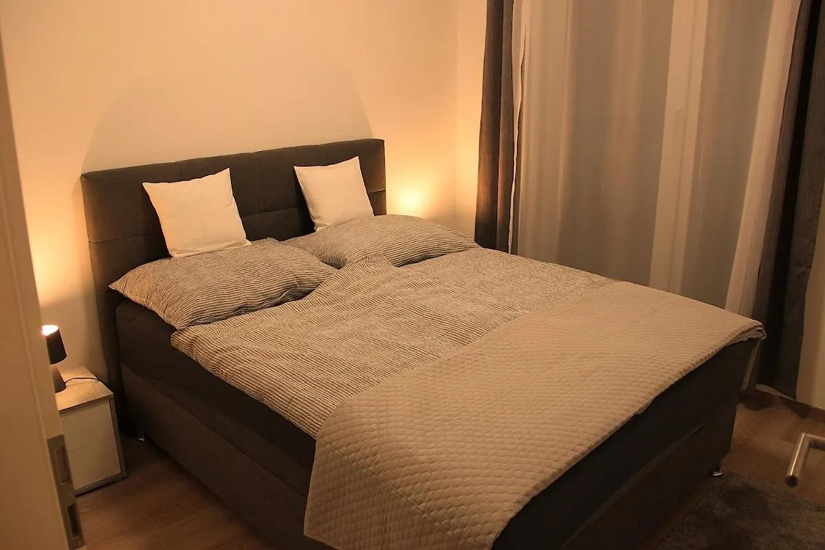 Quiet Flat Near Downtown, With Free Garage Daire Budapeşte 0*,  Macaristan