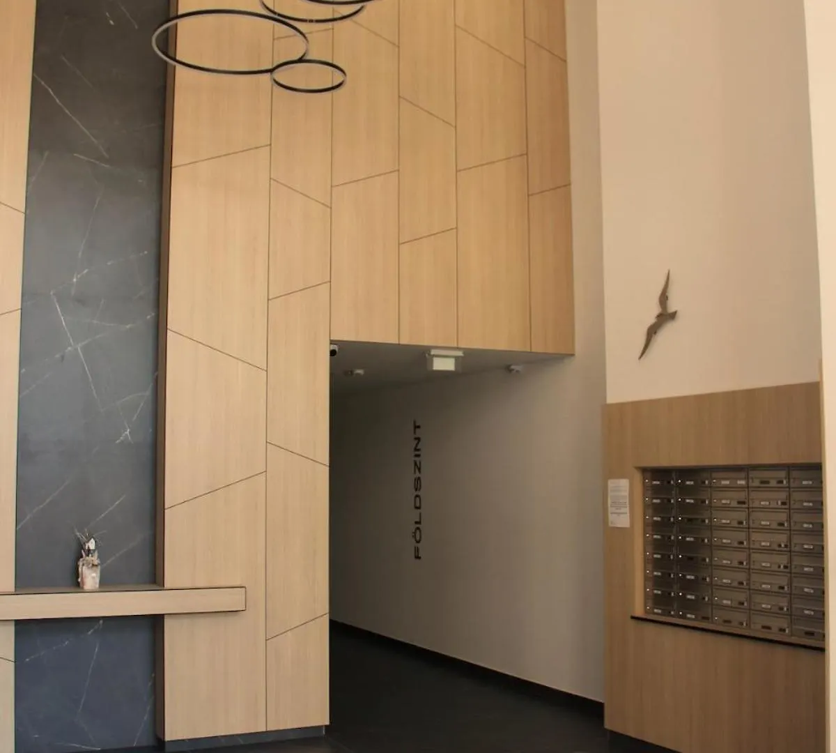 Quiet Flat Near Downtown, With Free Garage Daire Budapeşte